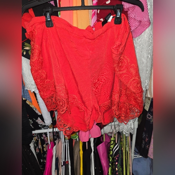 ⚘️Torrid Zipper Back Coral Lace Trim Shorts 20 - Picture 3 of 7